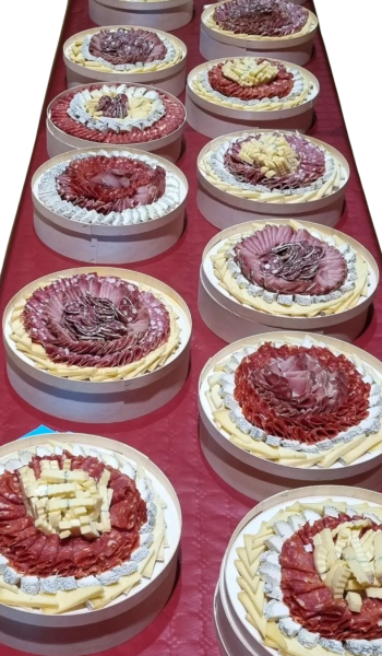 Buffet fromage charcuterie bouchee evenement